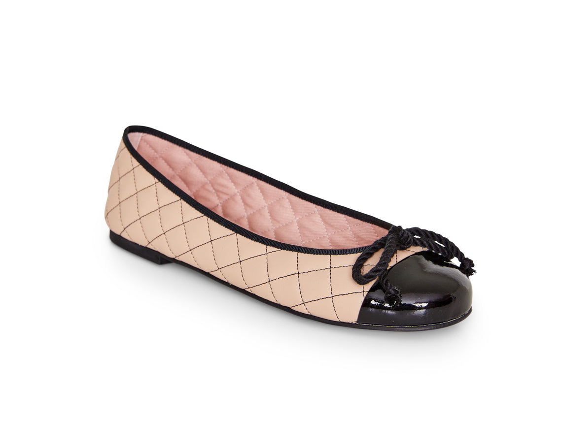 gesteppt, Kappe, Kordel