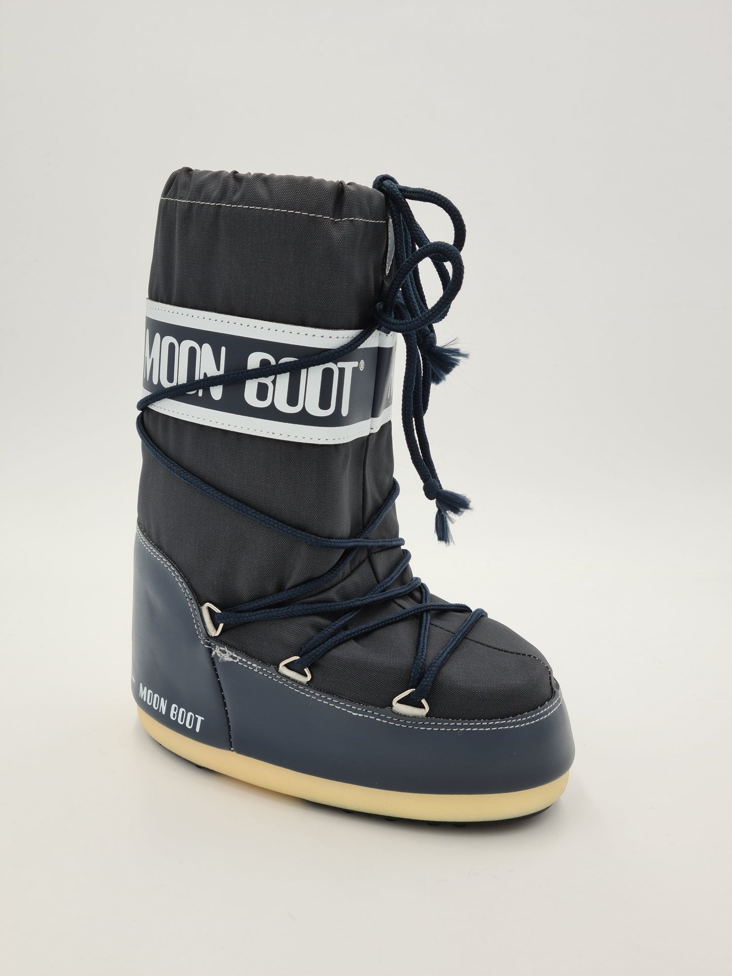 classic Moon Boots