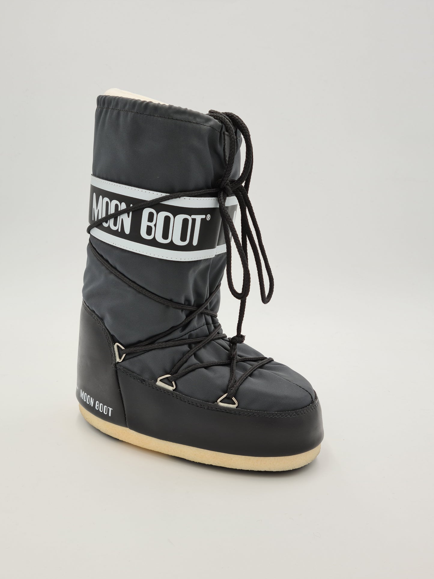 classic Moon Boots