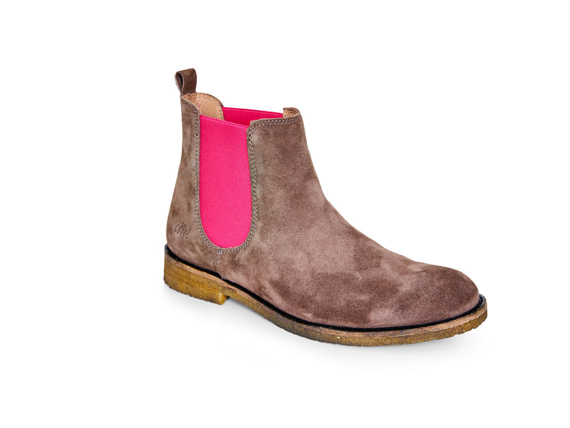 klassicher Chelseaboot 8603 Kreppsohle